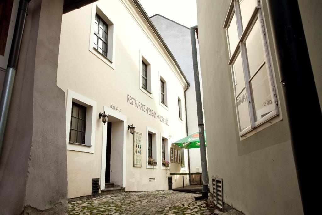Penzion A Restaurace Modra Ruze Tábor Eksteriør bilde